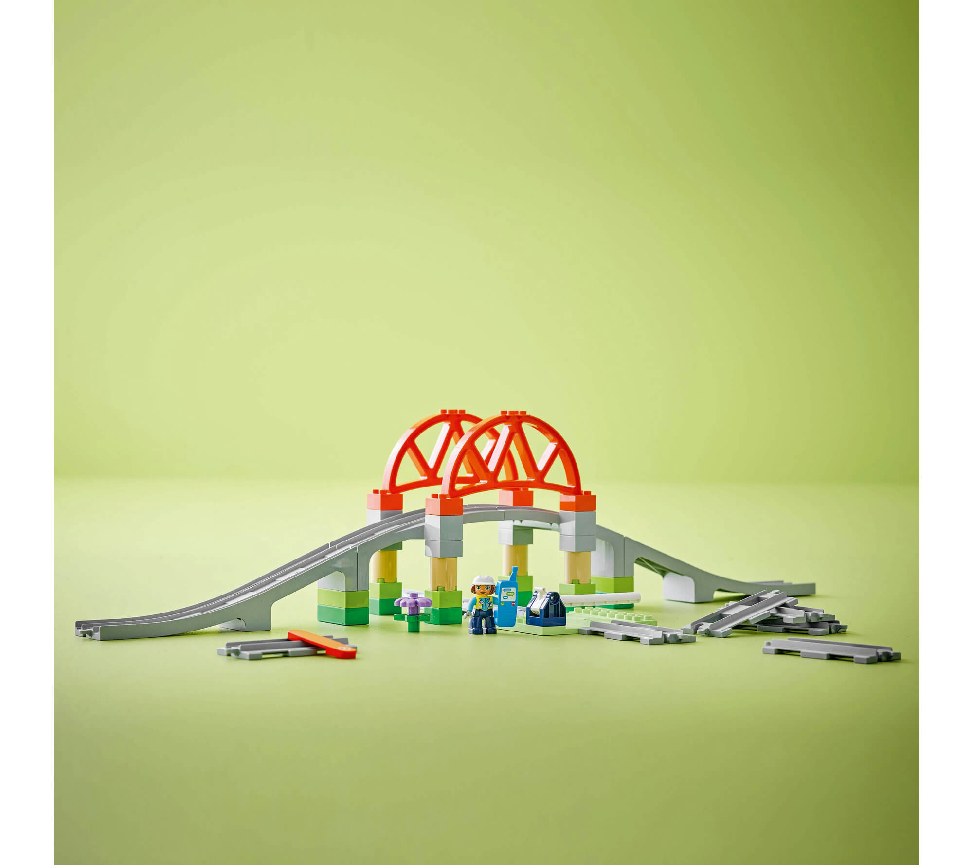 LEGO DUPLO Town 42-Piece Train Bridge and Tracks Set 10426 - Image 4