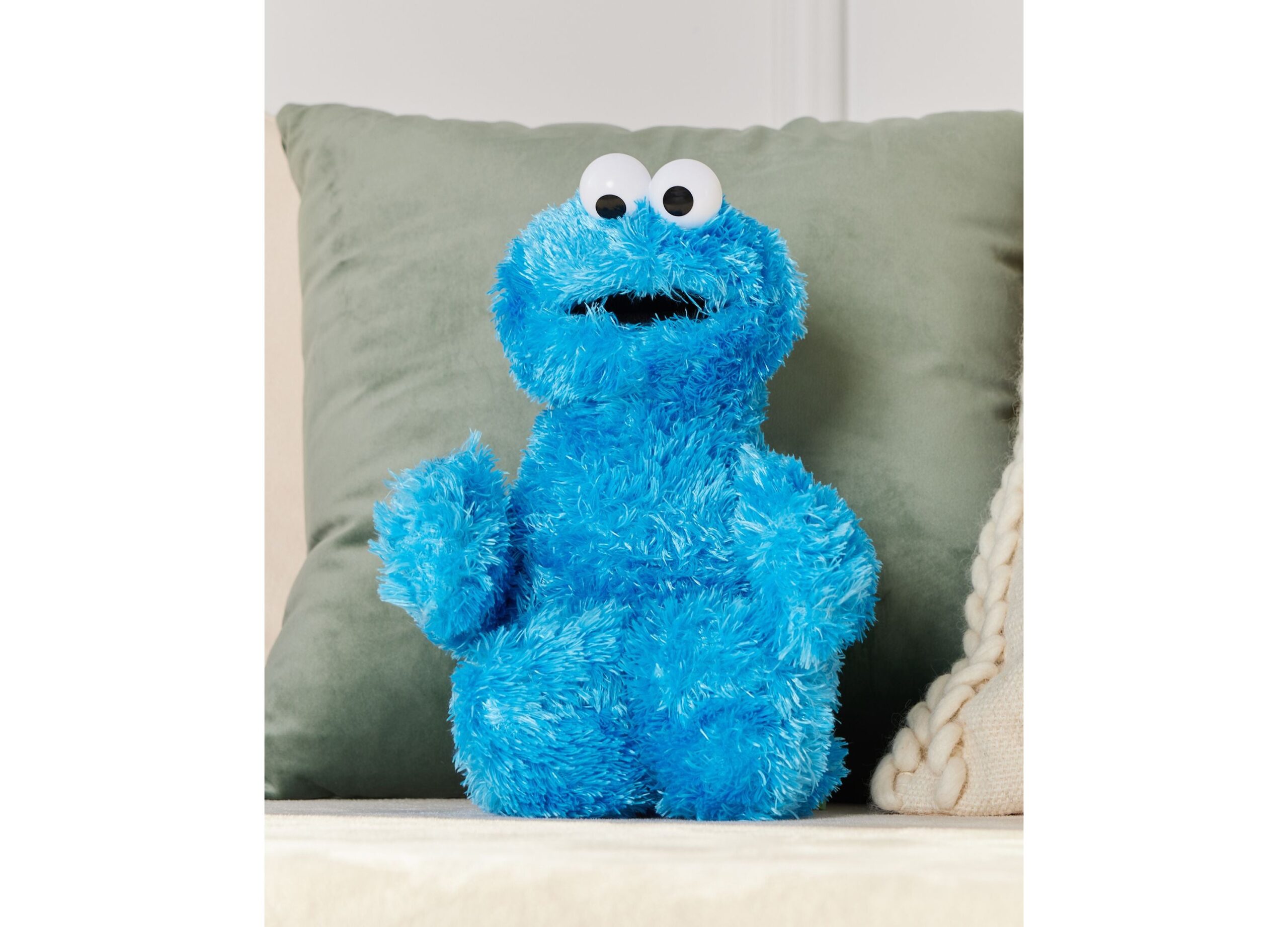 GUND Sesame Street 12 inch Cookie Monster Plush Toy - Image 2