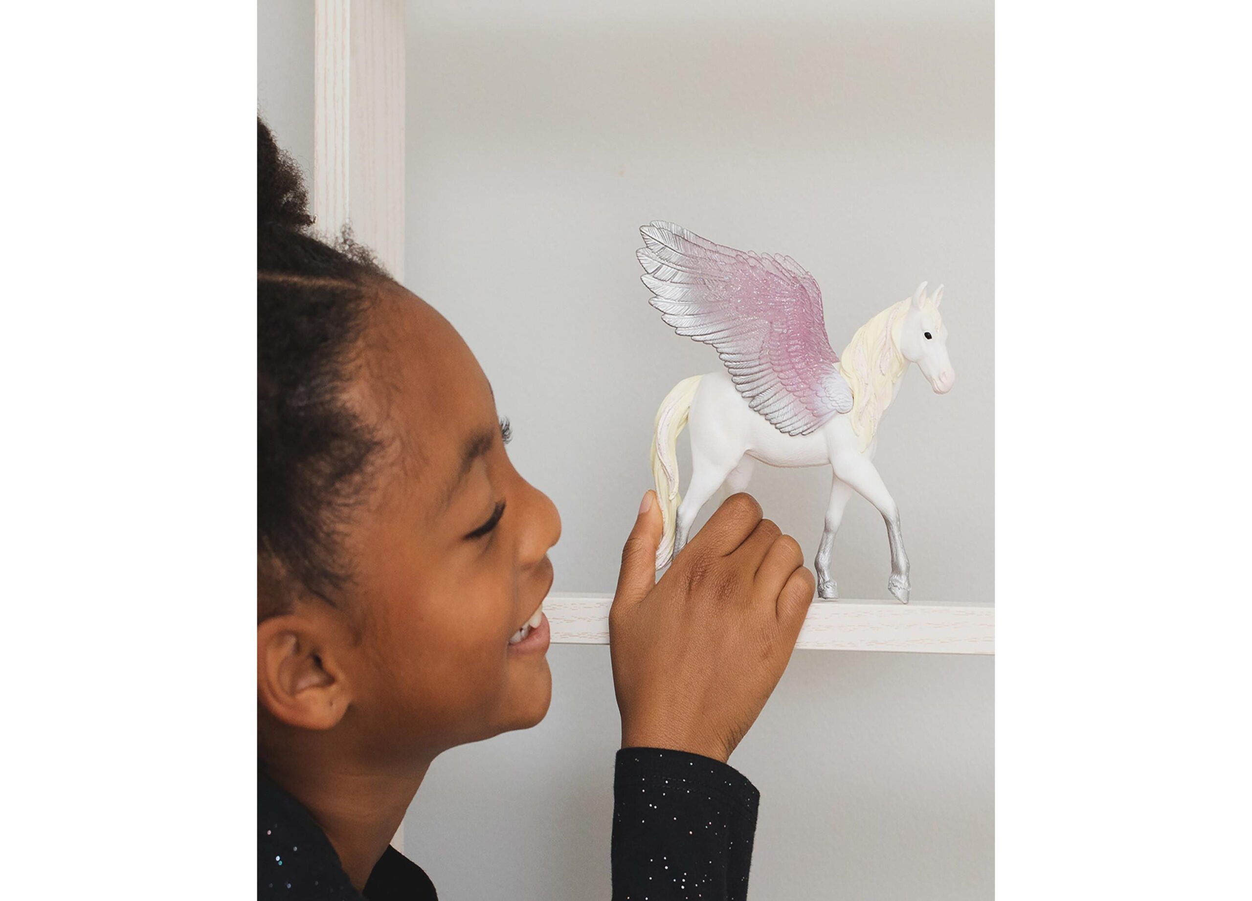 Schleich Bayala 7 inch Sunrise Pegasus - Magical Figurine - Image 2