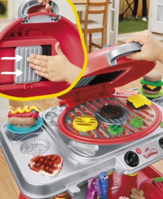 Play-Doh Sizzlin' Grill BBQ Playset with Sizzling Lights & Sounds - Image 3