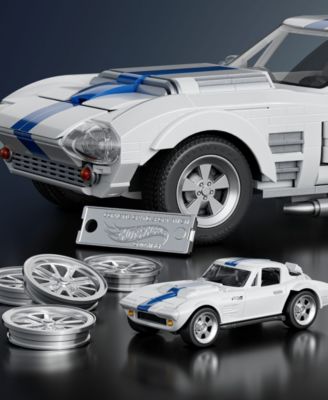 Mattel Brick Shop Hot Wheels Corvette Grand Sport Collector Building Set - 1060 Pieces - Image 3
