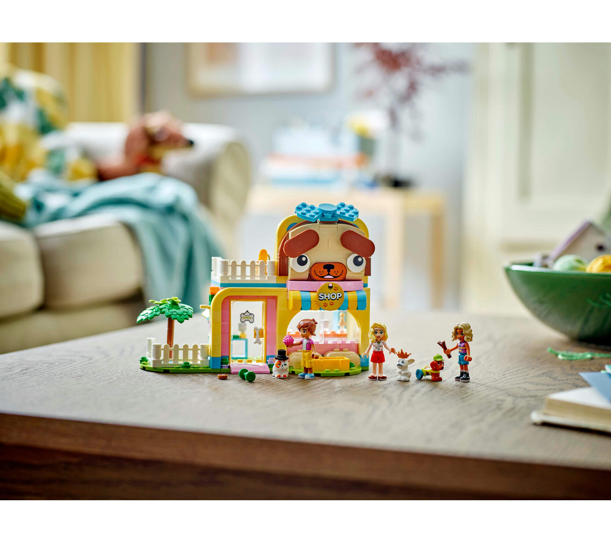 LEGO? Friends 375-Piece Pet Accessories Shop Toy Building Playset 42650 - Image 4