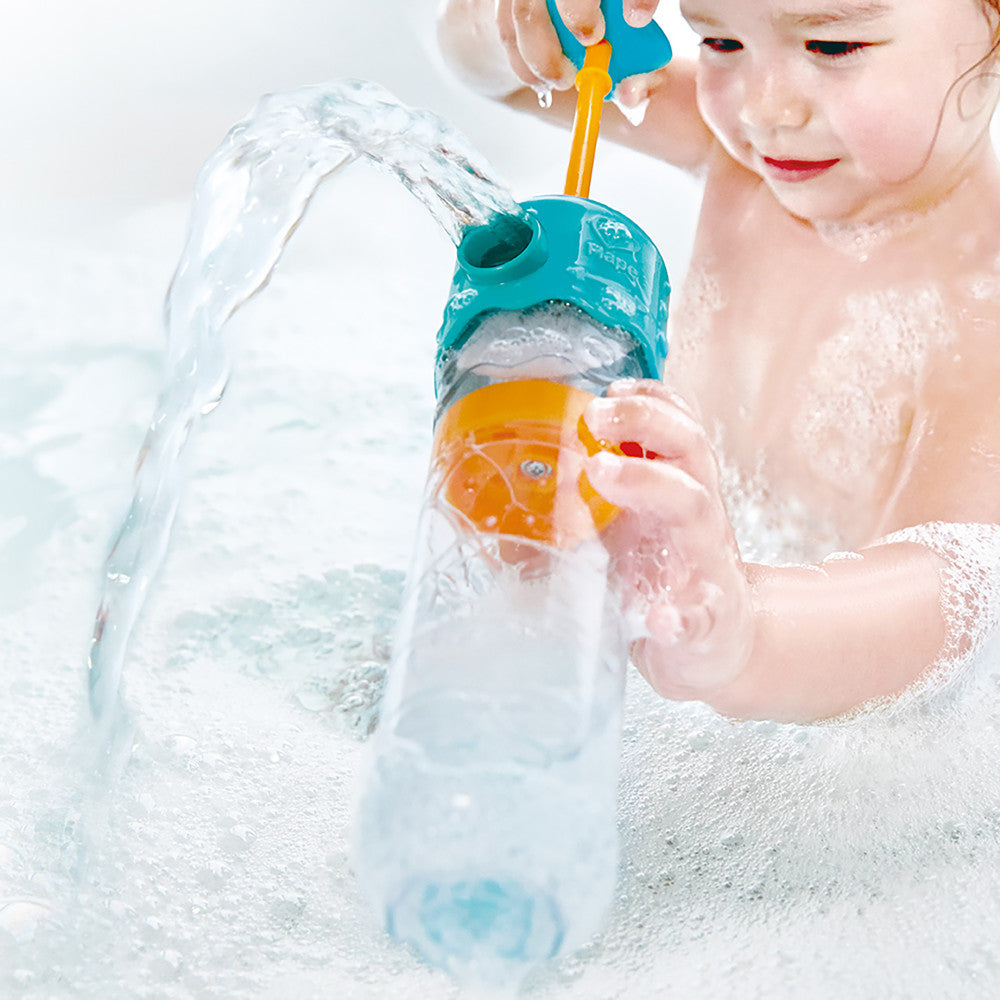 Hape Multi-Spout Sprayer - Magical Water Patterns Bath Toy for Toddlers - Image 5