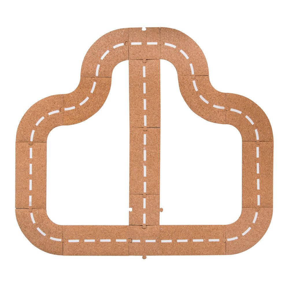 The Freckled Frog 17-Piece Cruisin' Cork Road Playset - Image 3