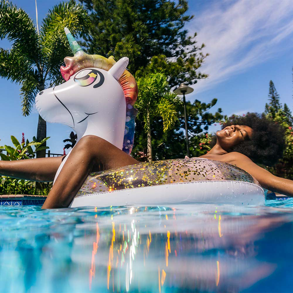 PoolCandy Glitter Unicorn 40-inch Color-Changing Pool Tube - Image 4