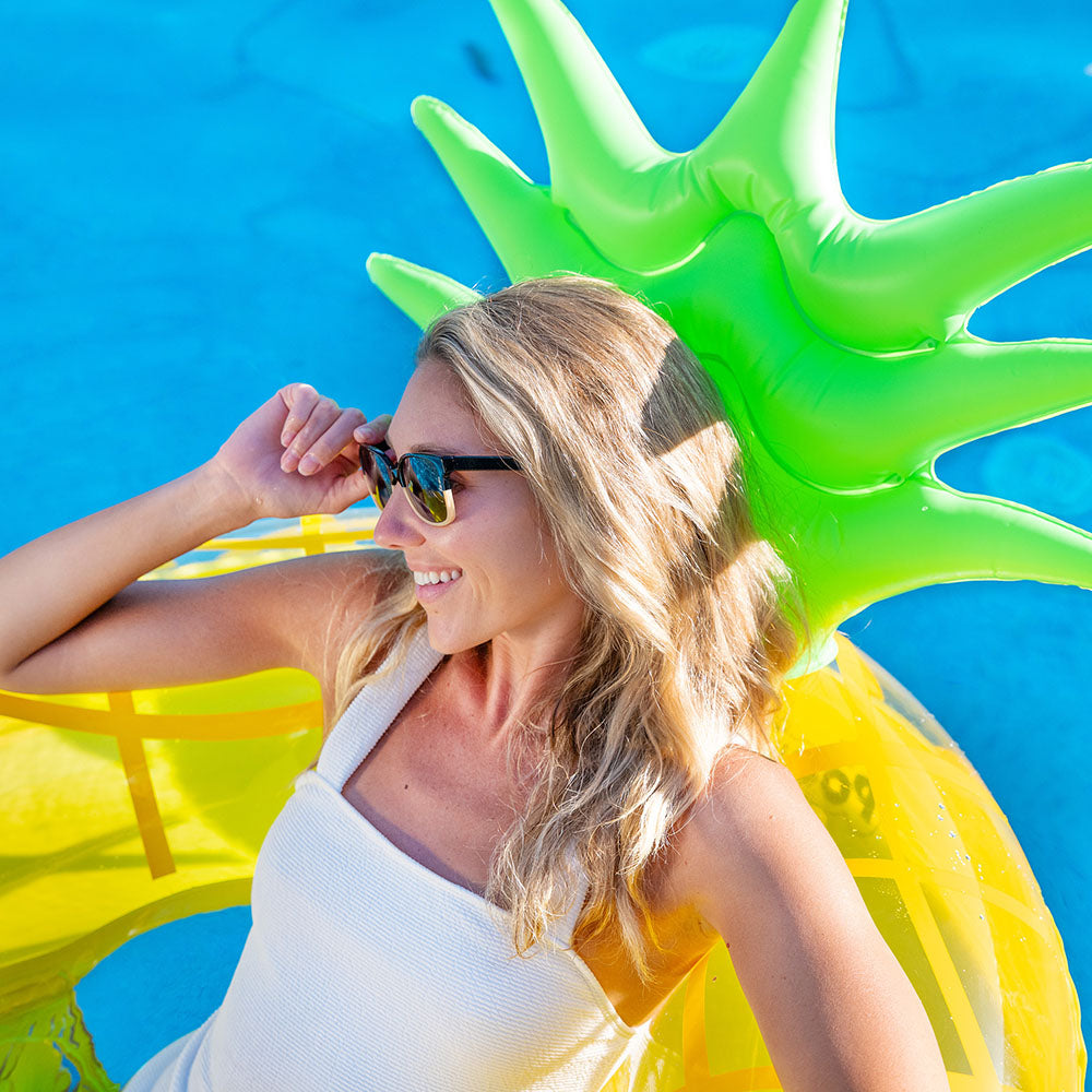 PoolCandy Resort Collection Jumbo Pineapple Sun Chair with Backrest - Yellow & Green - Image 3