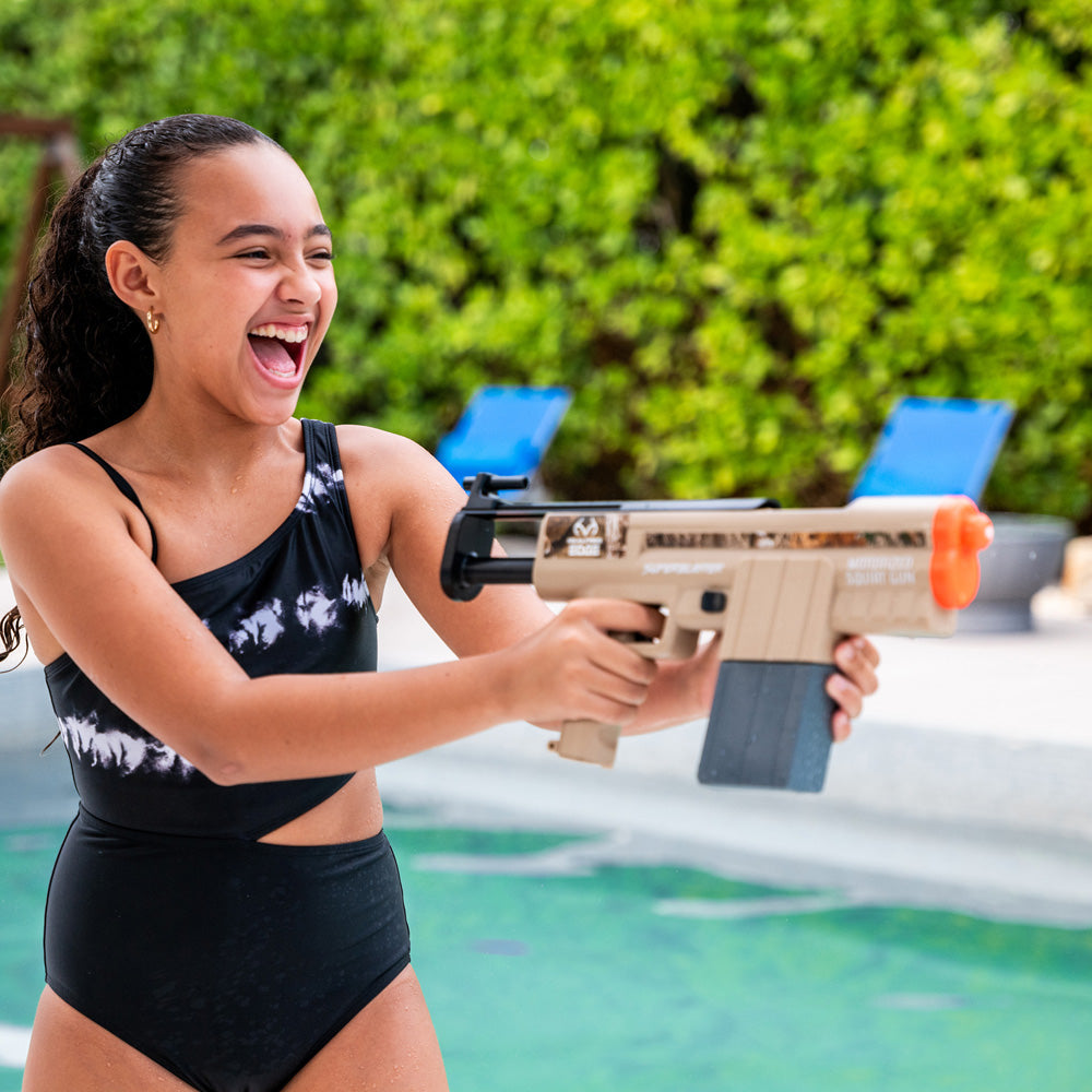 Realtree Super Blaster Motorized Squirt Gun - Image 3