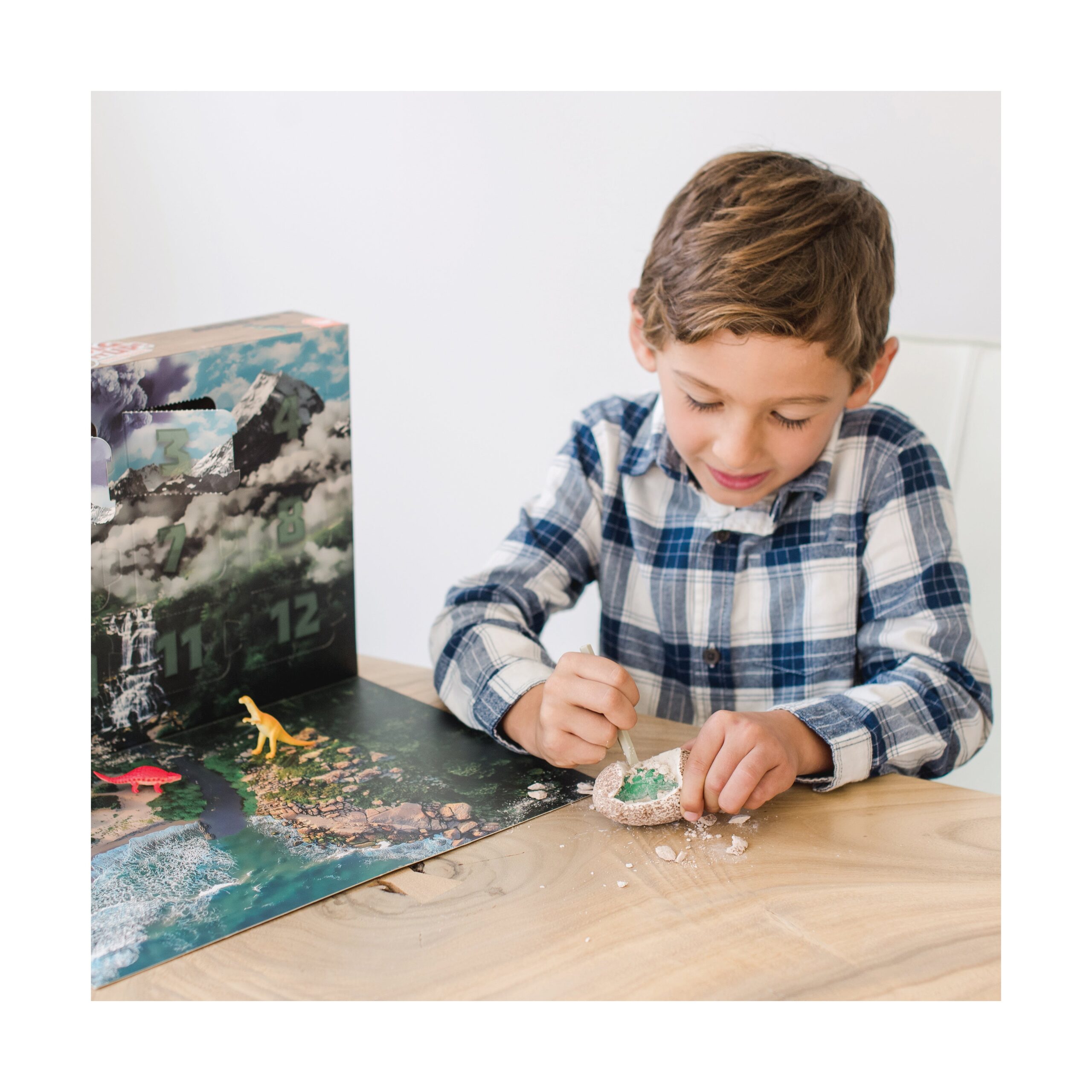Dig It Up! Dinosaur Discovery Countdown Kit ?C 12 Exciting Dino Eggs - Image 5